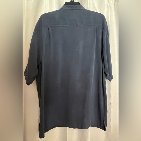 Luau 100% Silk Button-Down Shirt XL – Blue Textured Short Sleeve - Picture 4 of 5